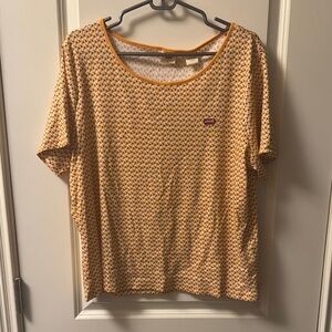 Levi's Gold Boxy Short Sleeve T-Shirt